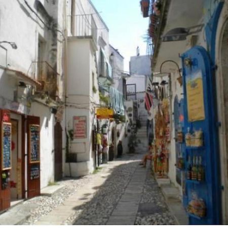B&B Tra Le Vie Del Borgo ヴィエステ エクステリア 写真