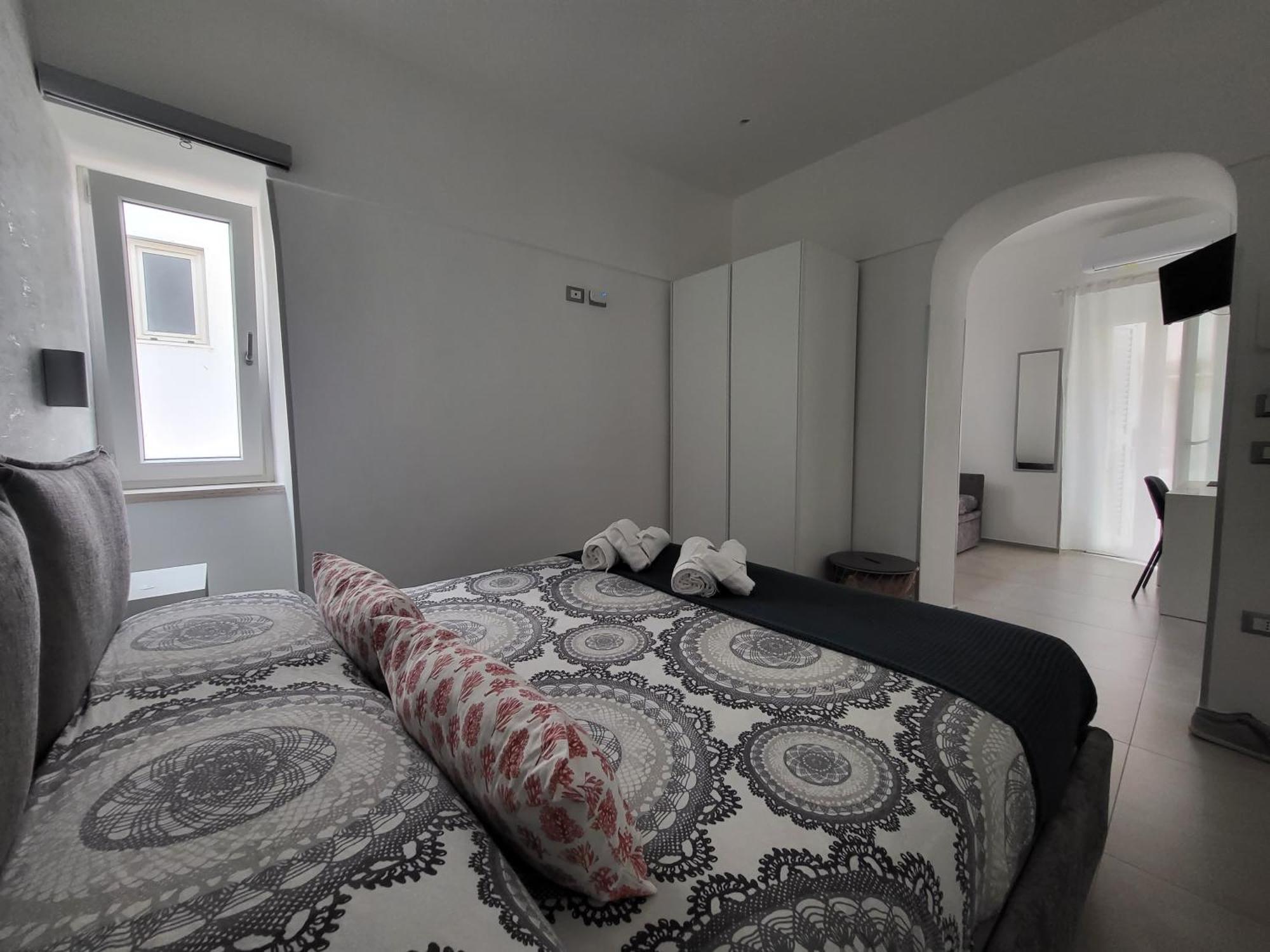 B&B Tra Le Vie Del Borgo ヴィエステ 部屋 写真